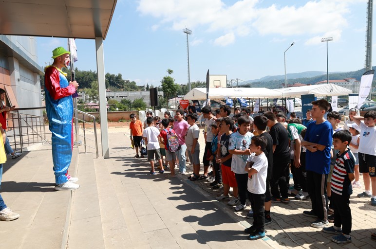 Yayladağı ve Samandağ’da Çocuklar Bilim ve Eğlenceyle Buluştu.