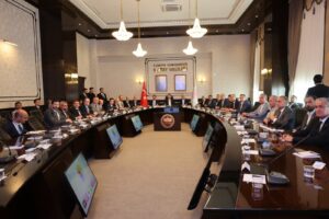 Çevre, Şehircilik ve İklim Değişikliği Bakanı Murat Kurum Hatay’da: İhya ve İnşa Süreci Koordinasyon Toplantısıyla Değerlendirildi.