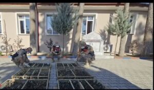 Altınözü’nde Traktör Römorkundan 2 Binden Fazla Saka Kuşu Çıktı: Rekor Cezai İşlem